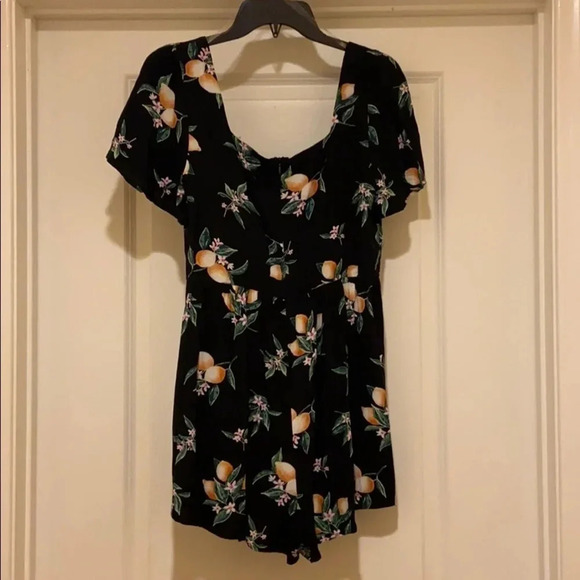 All in Favor Lemon Print Button Front Romper - Picture 4 of 5